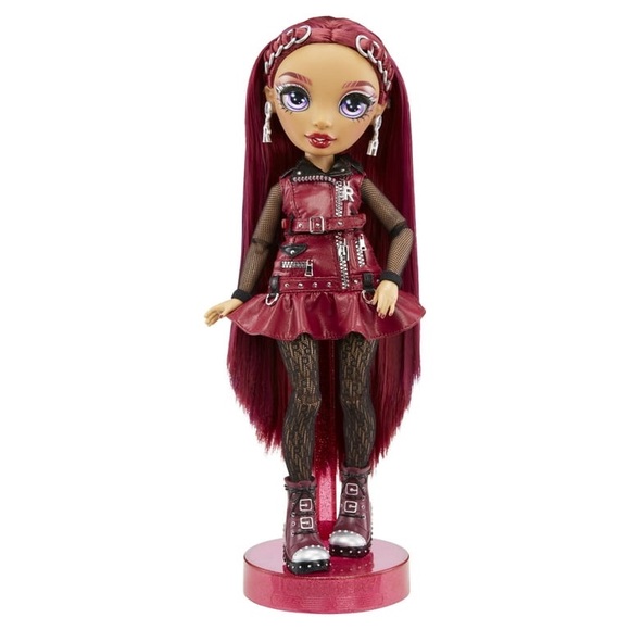 Rainbow High Mila Berrymore Fashion Doll with Accessories-New - Picture 7 of 10